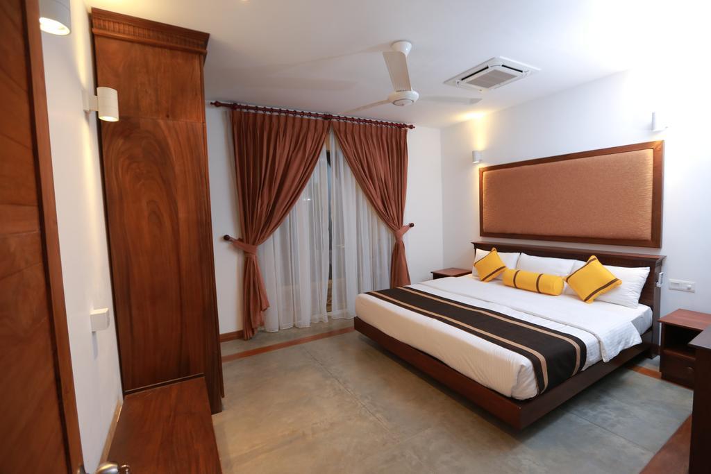Refresh Hotel Хикадува Екстериор снимка