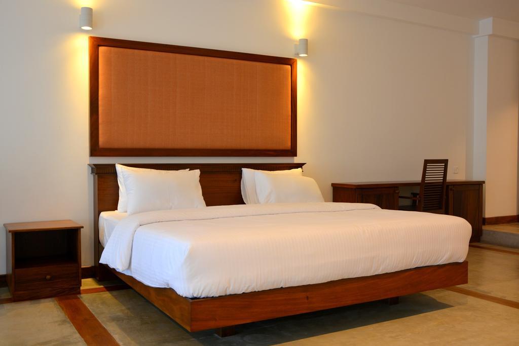 Refresh Hotel Хикадува Стая снимка