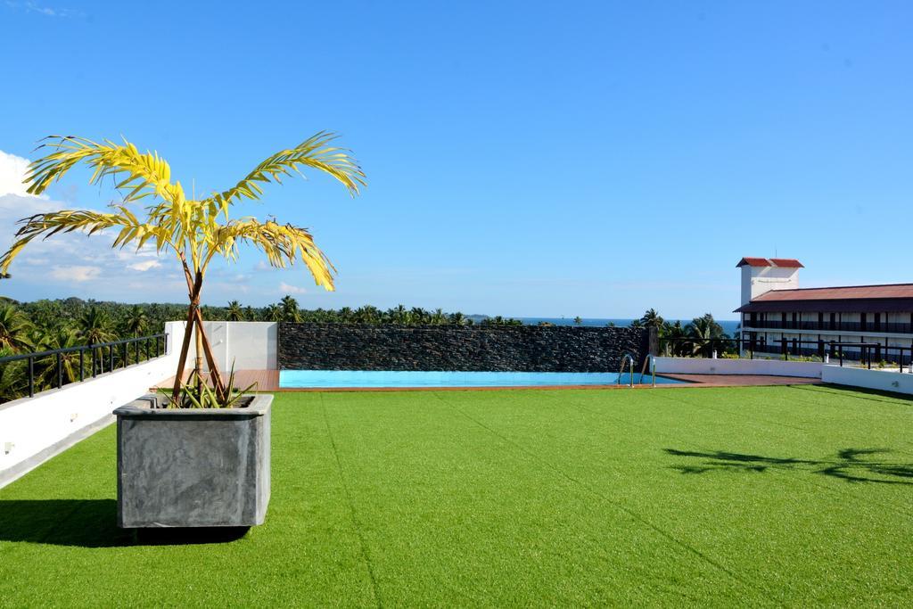Refresh Hotel Хикадува Екстериор снимка