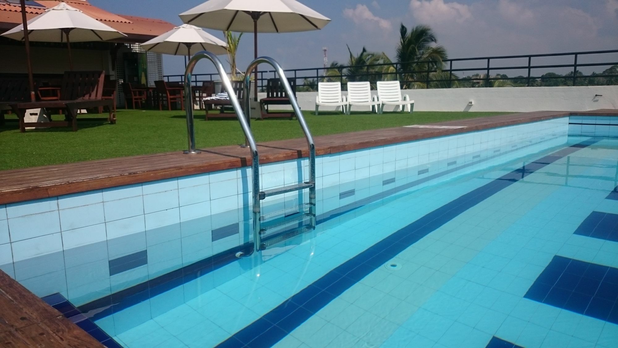 Refresh Hotel Хикадува Екстериор снимка