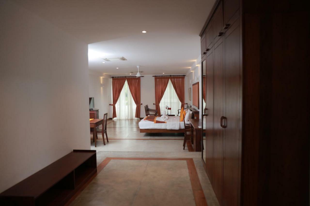Refresh Hotel Хикадува Екстериор снимка